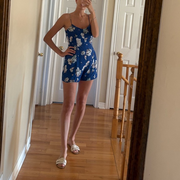 Zara Summery Low-back Floral Romper - Picture 2 of 6